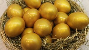 ಬಂಗಾರದ ಮೊಟ್ಟೆ | kannada stories in kannada | Golden egg | Top 5 Short Stories for Kids in Kannada | ಮಕ್ಕಳ ನೀತಿ ಕಥೆಗಳು